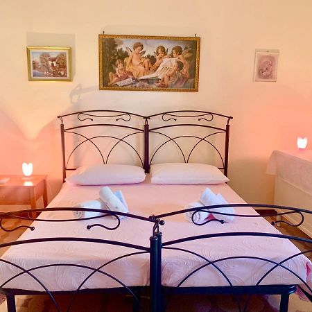Bed & Breakfast Acquamarina Castro  Екстер'єр фото