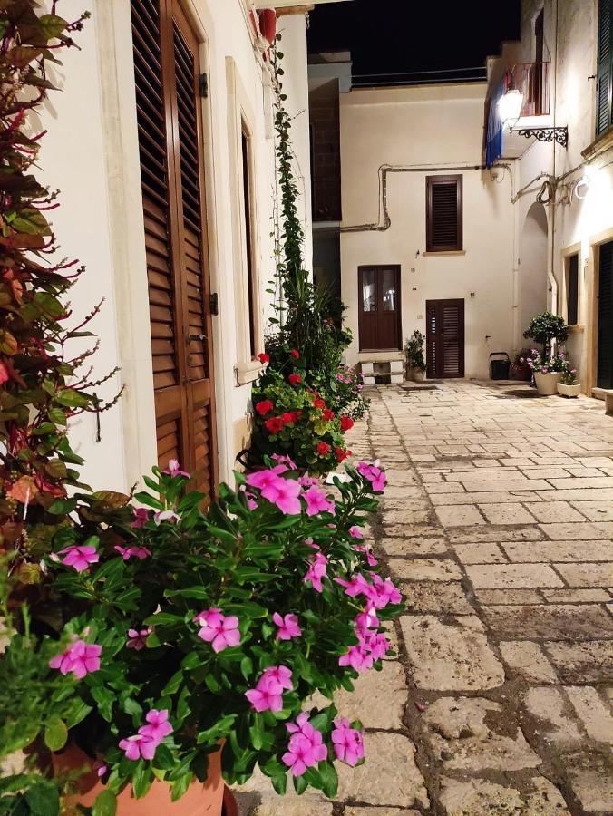Bed & Breakfast Acquamarina Castro  Екстер'єр фото