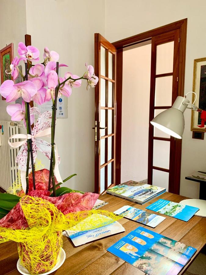 Bed & Breakfast Acquamarina Castro  Екстер'єр фото